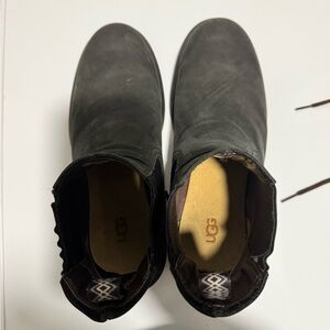 UGG Men's Dark black Leather Boots